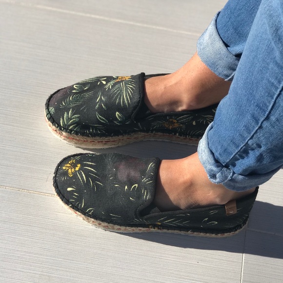 NIB Floral Print Textile Jute Espadrille Flats - Picture 5 of 6